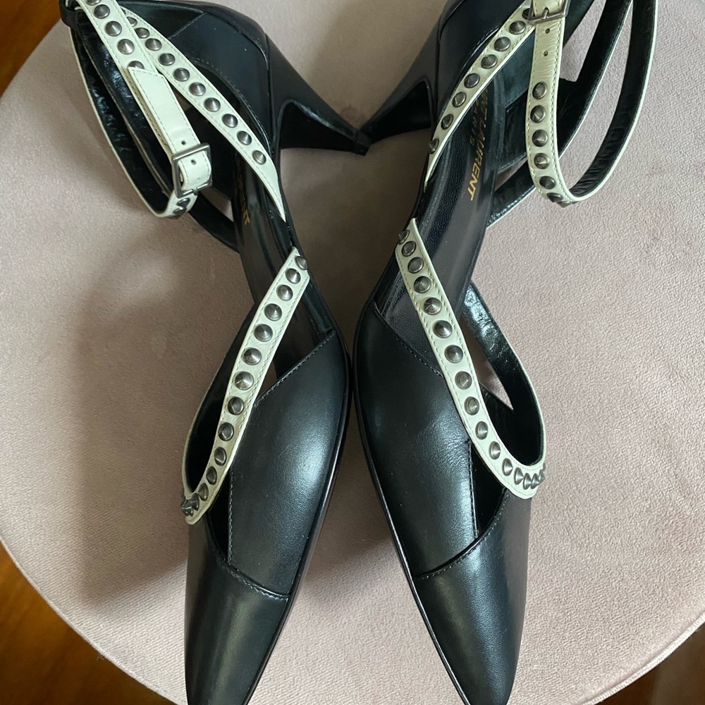 Saint Laurent studded Mary Jane pumps - Picture 3 of 8